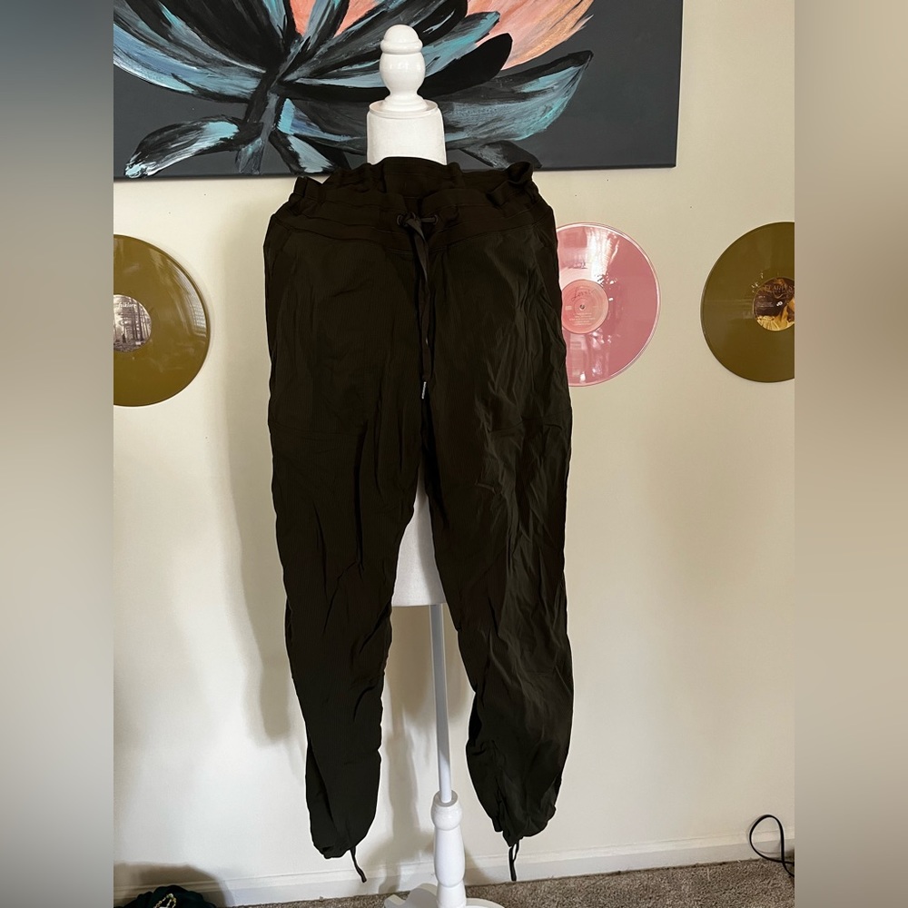 Lululemon Dance Pant (Army Green)